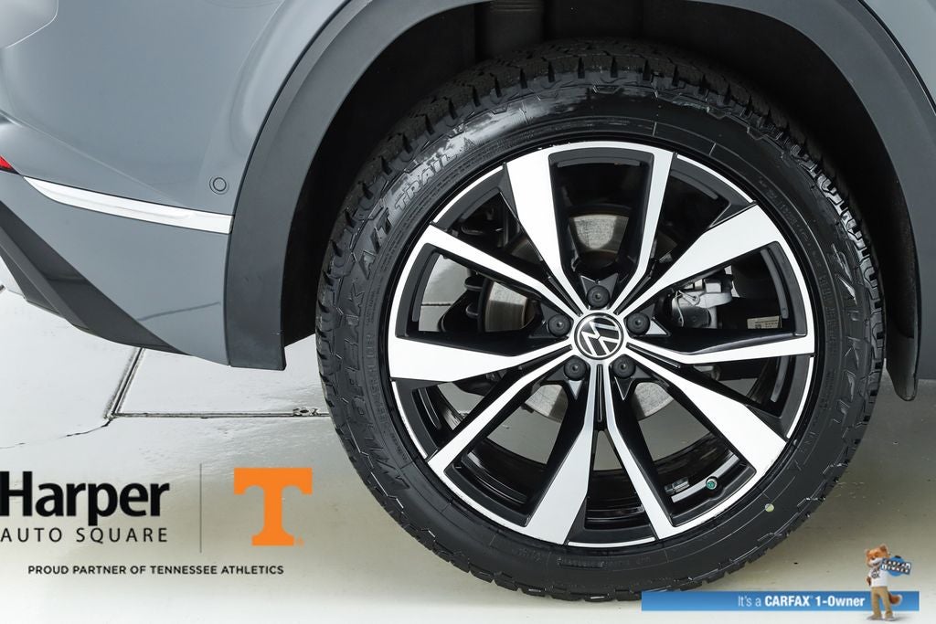 2024 Volkswagen Atlas Cross Sport 2.0T SEL Premium R-Line