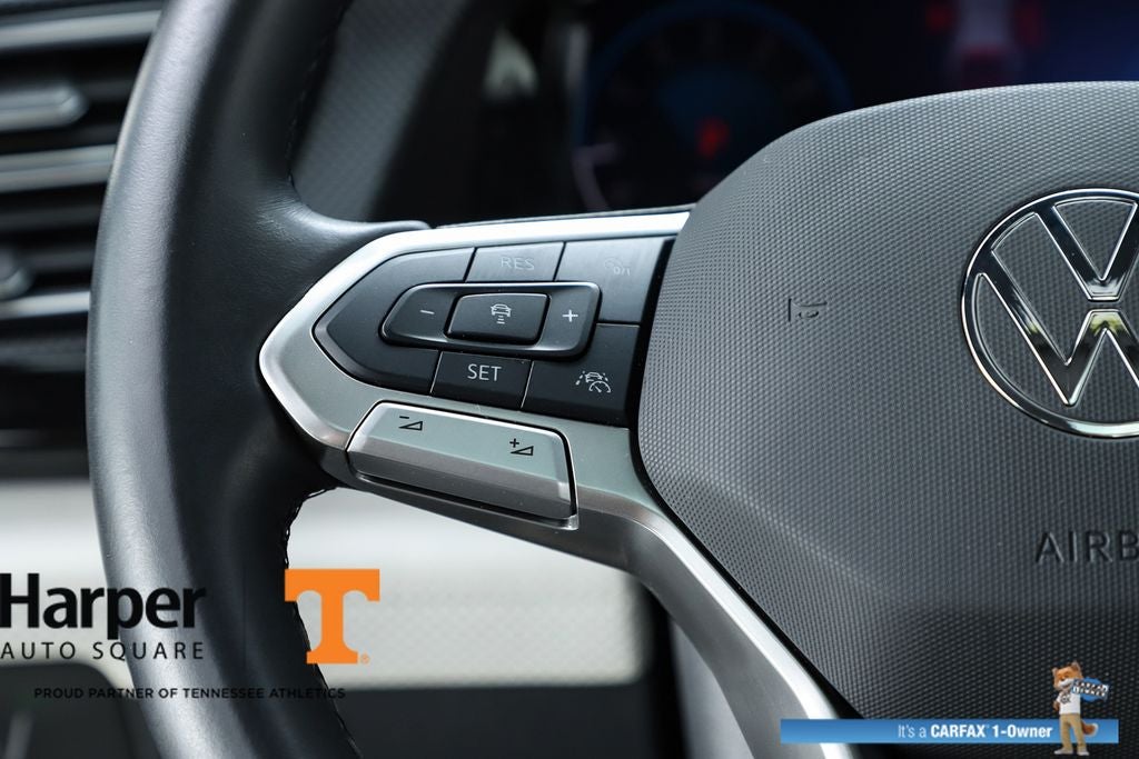 2025 Volkswagen Atlas Cross Sport 2.0T SEL Premium R-Line