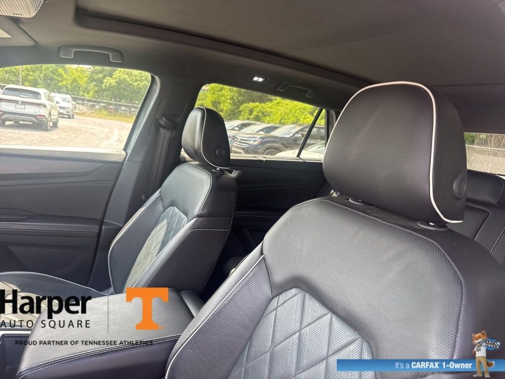 2024 Volkswagen Atlas Cross Sport 2.0T SEL Premium R-Line