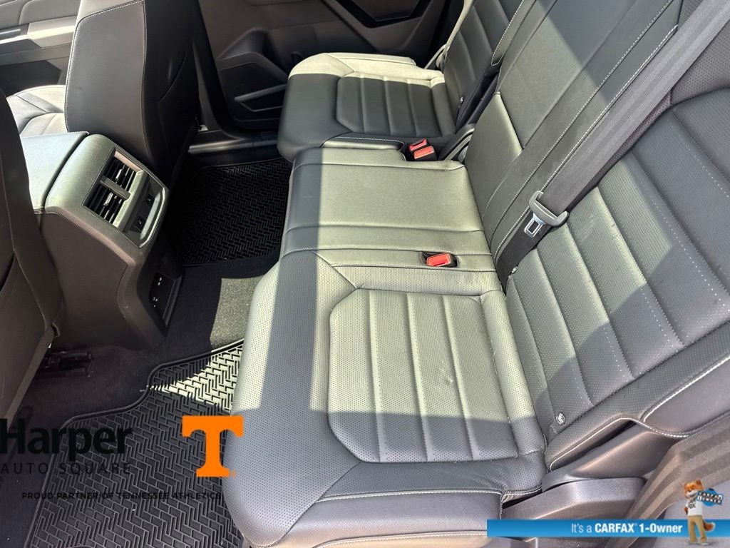 2023 Volkswagen Atlas Cross Sport 3.6L V6 SEL Premium R-Line