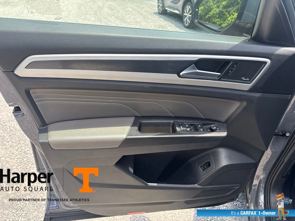 2023 Volkswagen Atlas Cross Sport 3.6L V6 SEL Premium R-Line