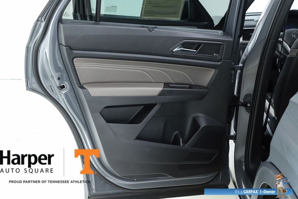 2023 Volkswagen Atlas Cross Sport 3.6L V6 SEL Premium R-Line