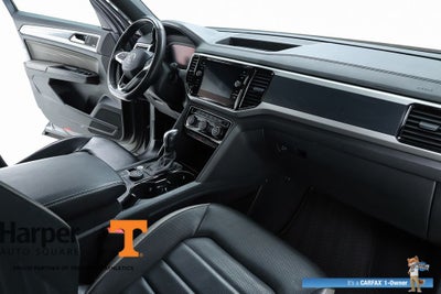 2023 Volkswagen Atlas Cross Sport 3.6L V6 SEL Premium R-Line