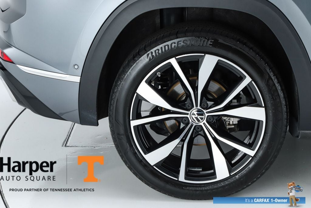 2024 Volkswagen Atlas Cross Sport 2.0T SEL Premium R-Line