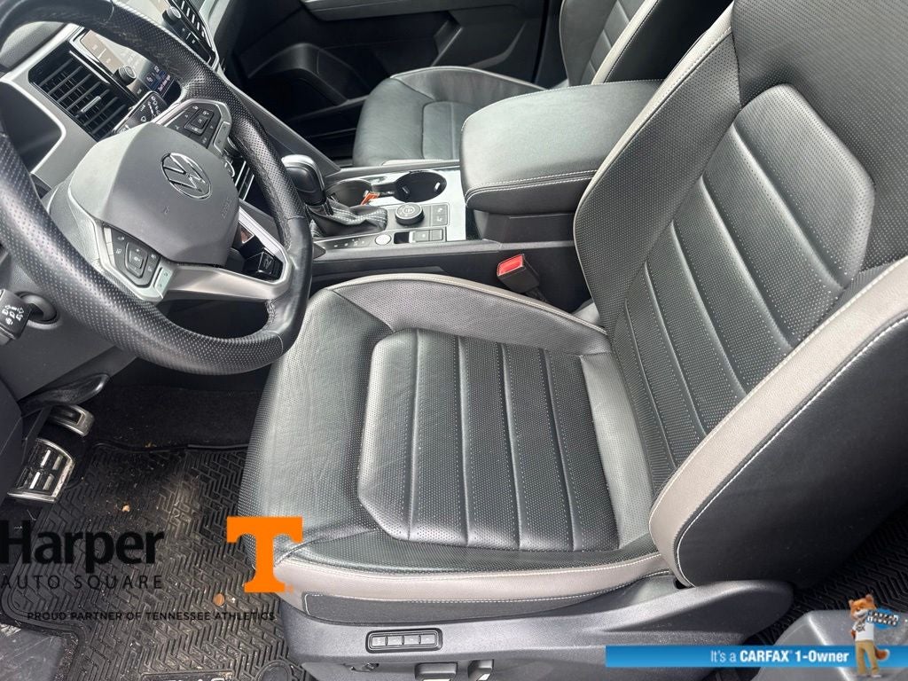 2023 Volkswagen Atlas Cross Sport 3.6L V6 SEL Premium R-Line