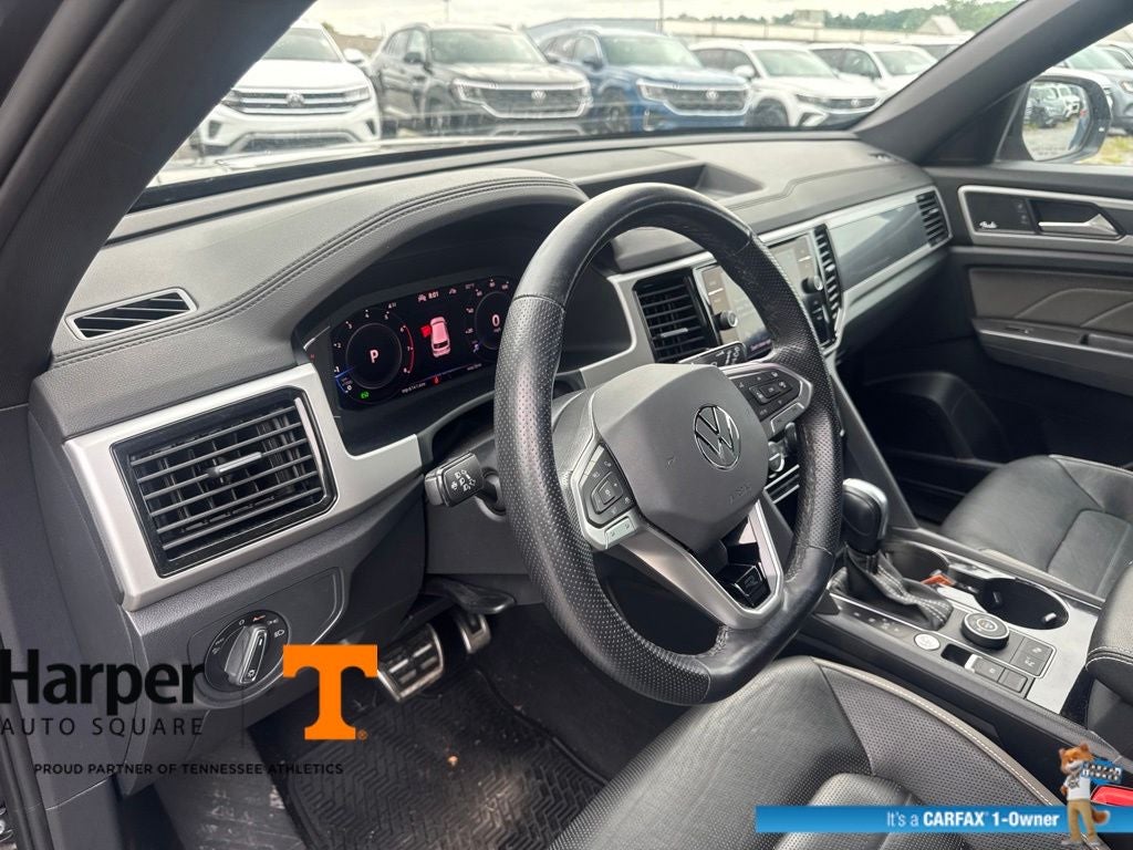 2023 Volkswagen Atlas Cross Sport 3.6L V6 SEL Premium R-Line