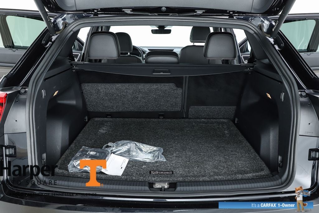 2023 Volkswagen Atlas Cross Sport 3.6L V6 SEL Premium R-Line