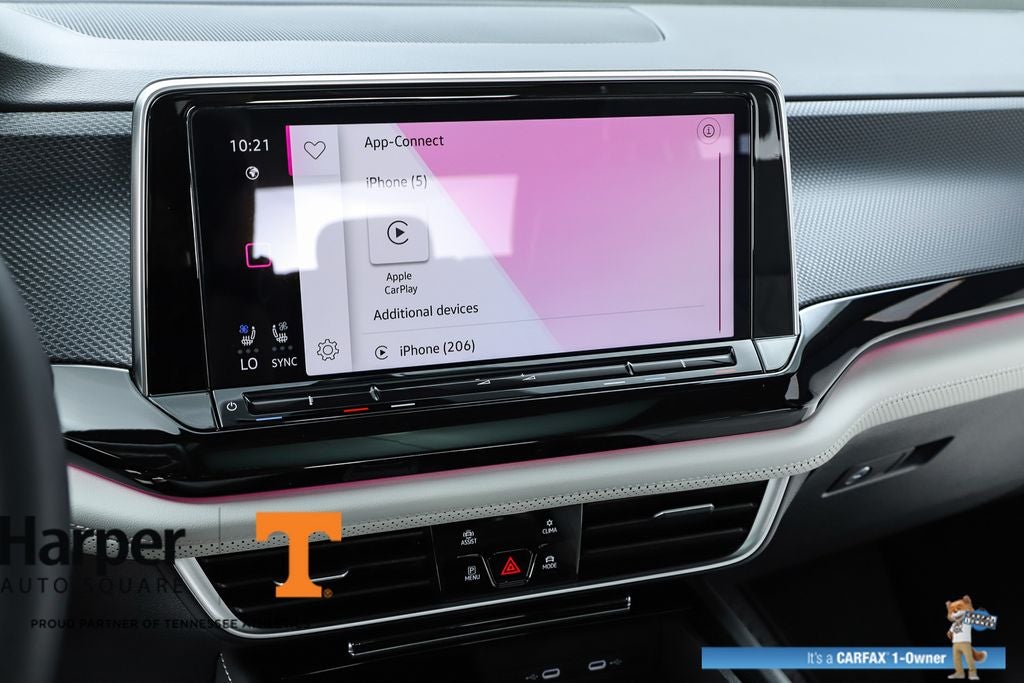 2025 Volkswagen Atlas Cross Sport 2.0T SEL Premium R-Line