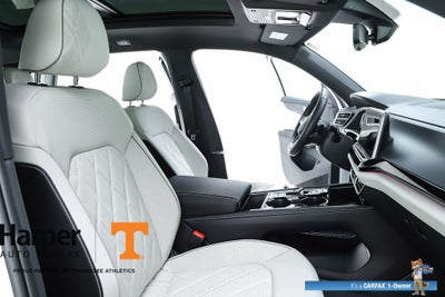 2025 Volkswagen Atlas Cross Sport 2.0T SEL Premium R-Line