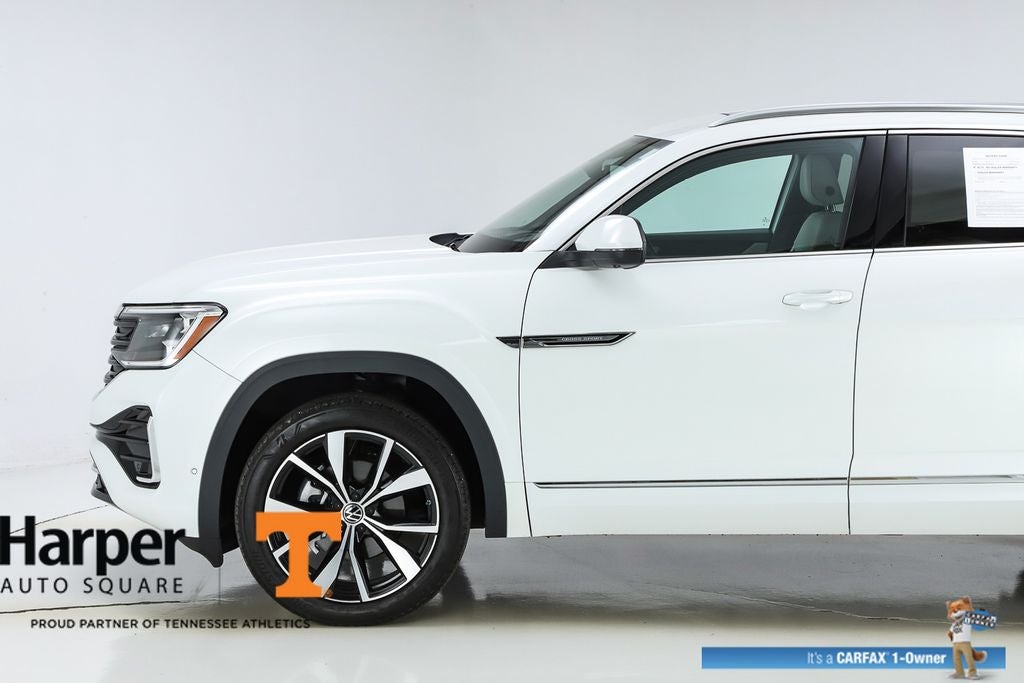 2025 Volkswagen Atlas Cross Sport 2.0T SEL Premium R-Line
