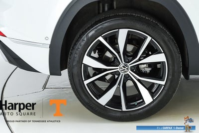 2025 Volkswagen Atlas Cross Sport 2.0T SEL Premium R-Line