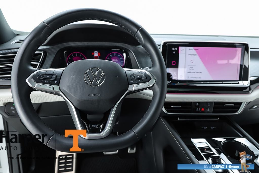 2025 Volkswagen Atlas Cross Sport 2.0T SEL Premium R-Line