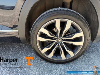 2023 Volkswagen Atlas Cross Sport 3.6L V6 SEL Premium R-Line