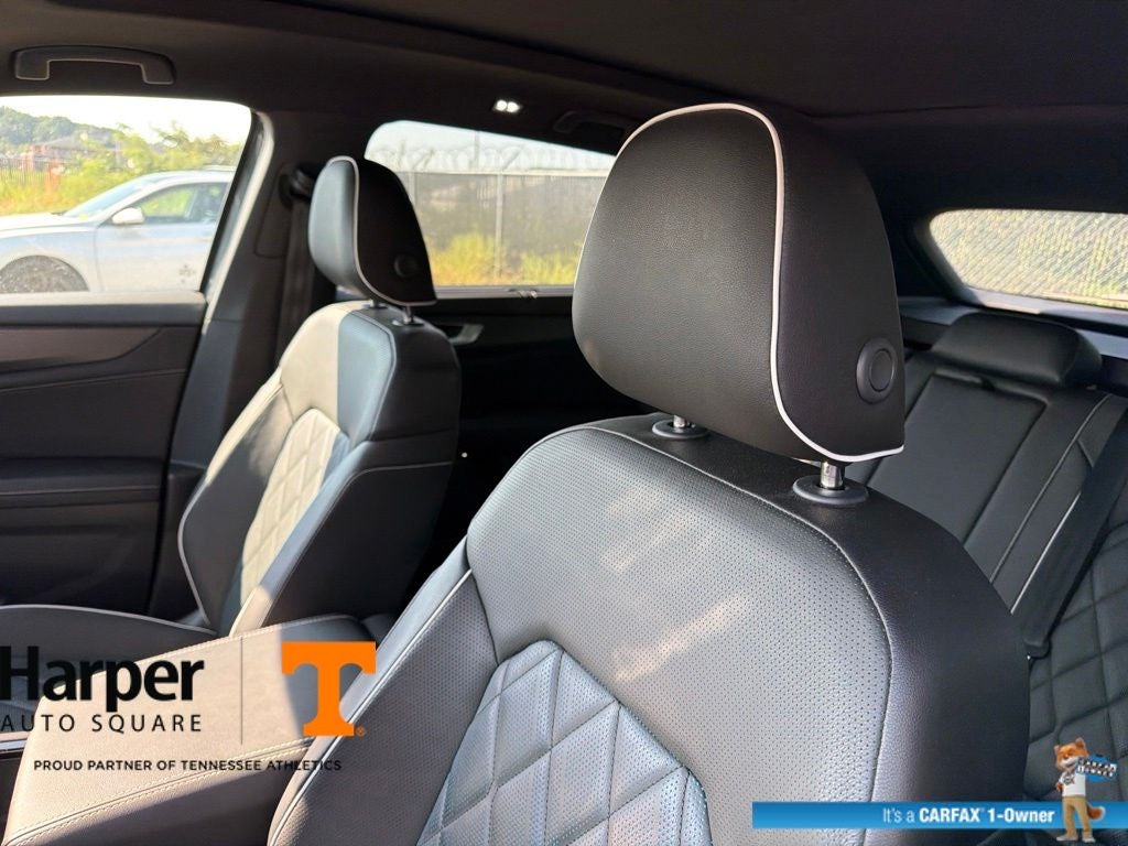 2024 Volkswagen Atlas Cross Sport 2.0T SEL Premium R-Line
