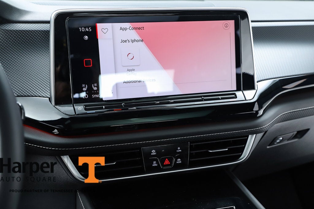 2024 Volkswagen Atlas Cross Sport 2.0T SEL Premium R-Line