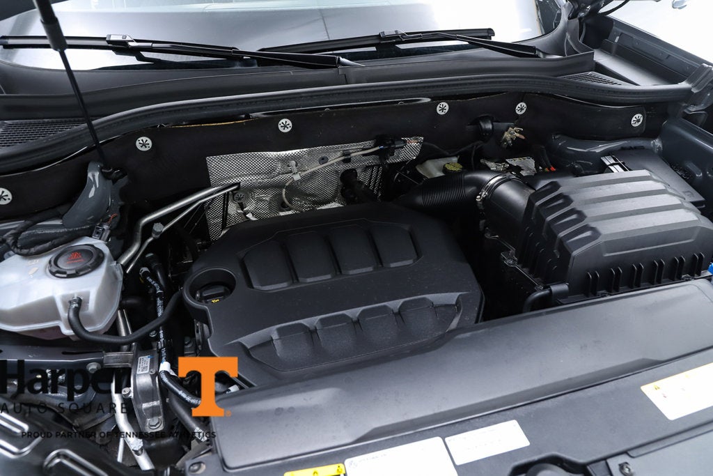 2024 Volkswagen Atlas Cross Sport 2.0T SEL Premium R-Line