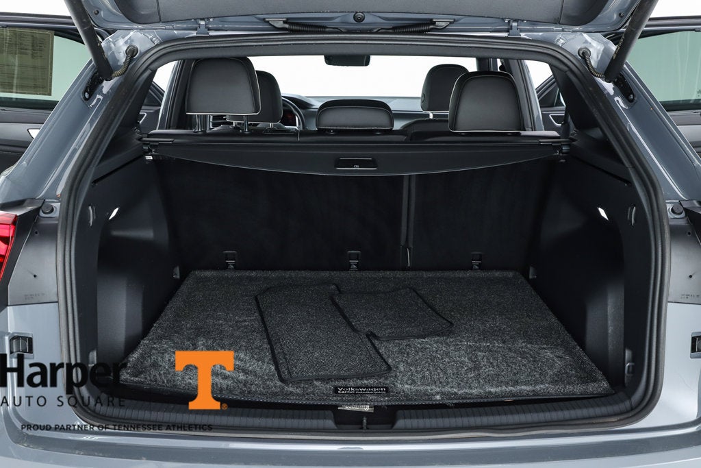 2024 Volkswagen Atlas Cross Sport 2.0T SEL Premium R-Line