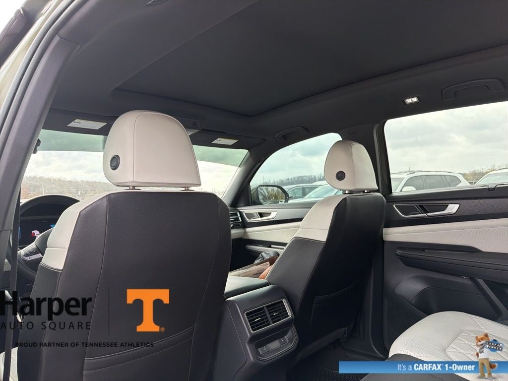 2025 Volkswagen Atlas Cross Sport 2.0T SEL Premium R-Line