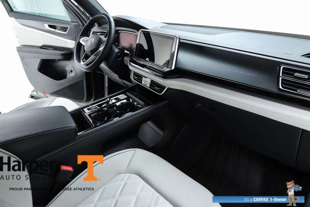 2025 Volkswagen Atlas Cross Sport 2.0T SEL Premium R-Line