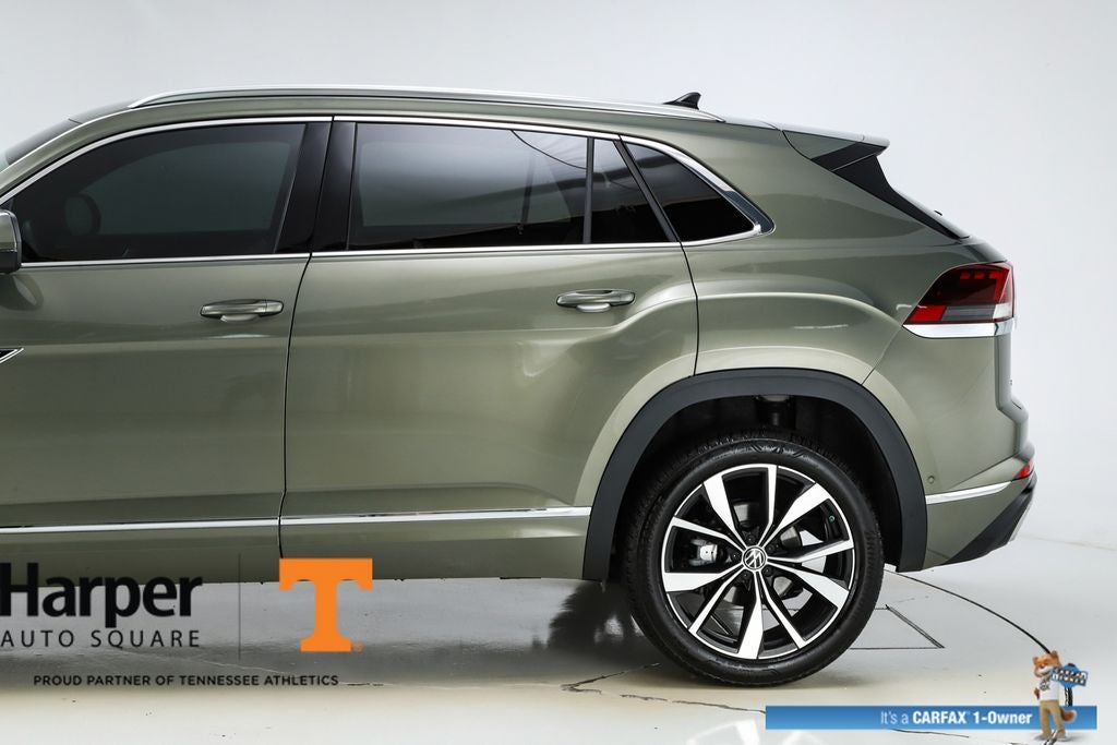 2025 Volkswagen Atlas Cross Sport 2.0T SEL Premium R-Line