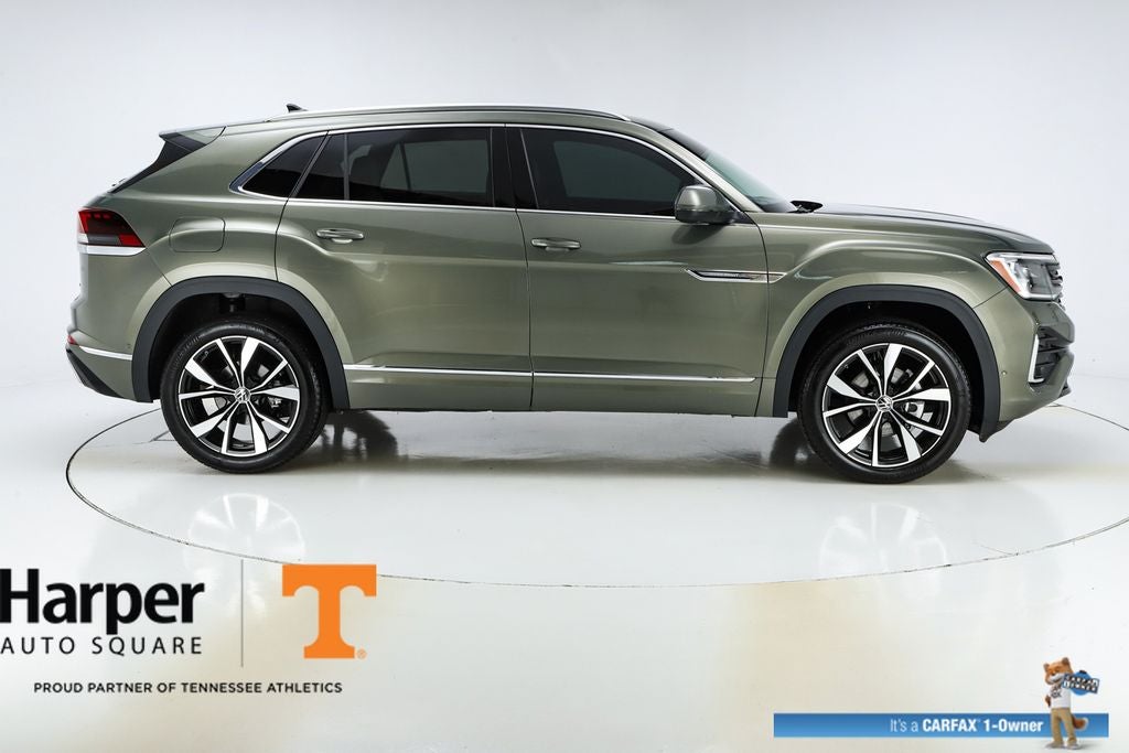 2025 Volkswagen Atlas Cross Sport 2.0T SEL Premium R-Line
