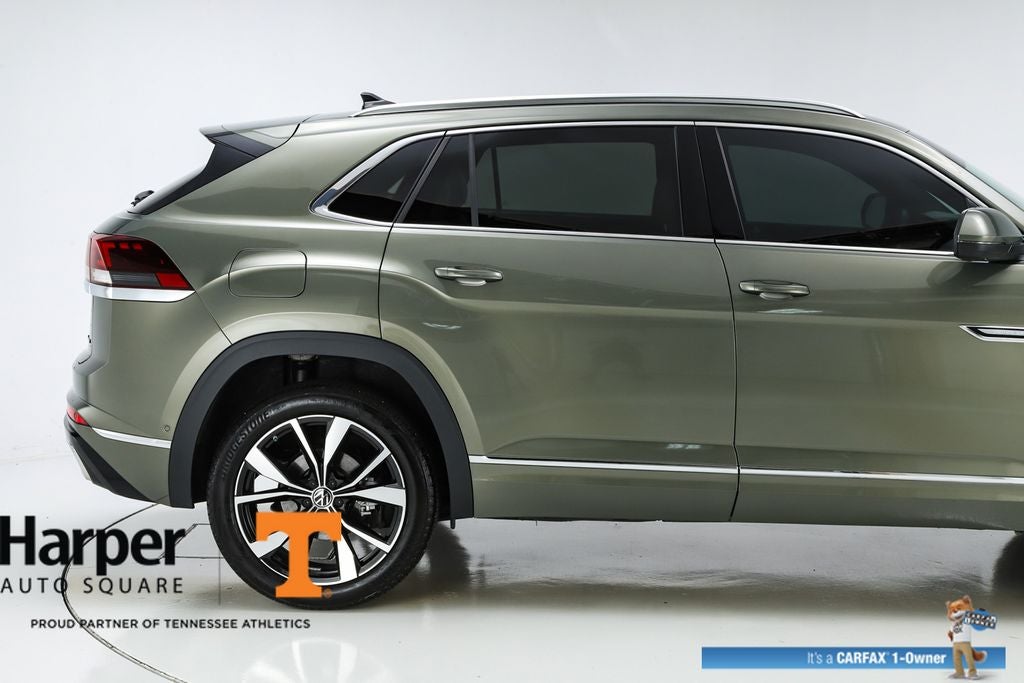 2025 Volkswagen Atlas Cross Sport 2.0T SEL Premium R-Line