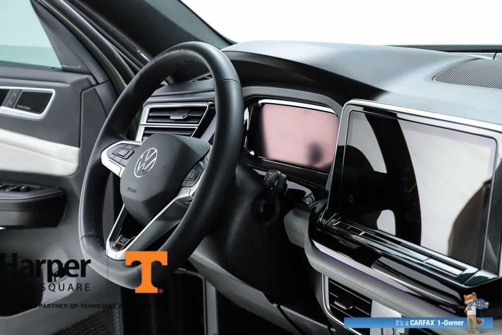 2025 Volkswagen Atlas Cross Sport 2.0T SEL Premium R-Line