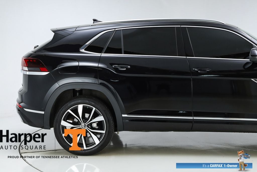 2025 Volkswagen Atlas Cross Sport 2.0T SEL Premium R-Line