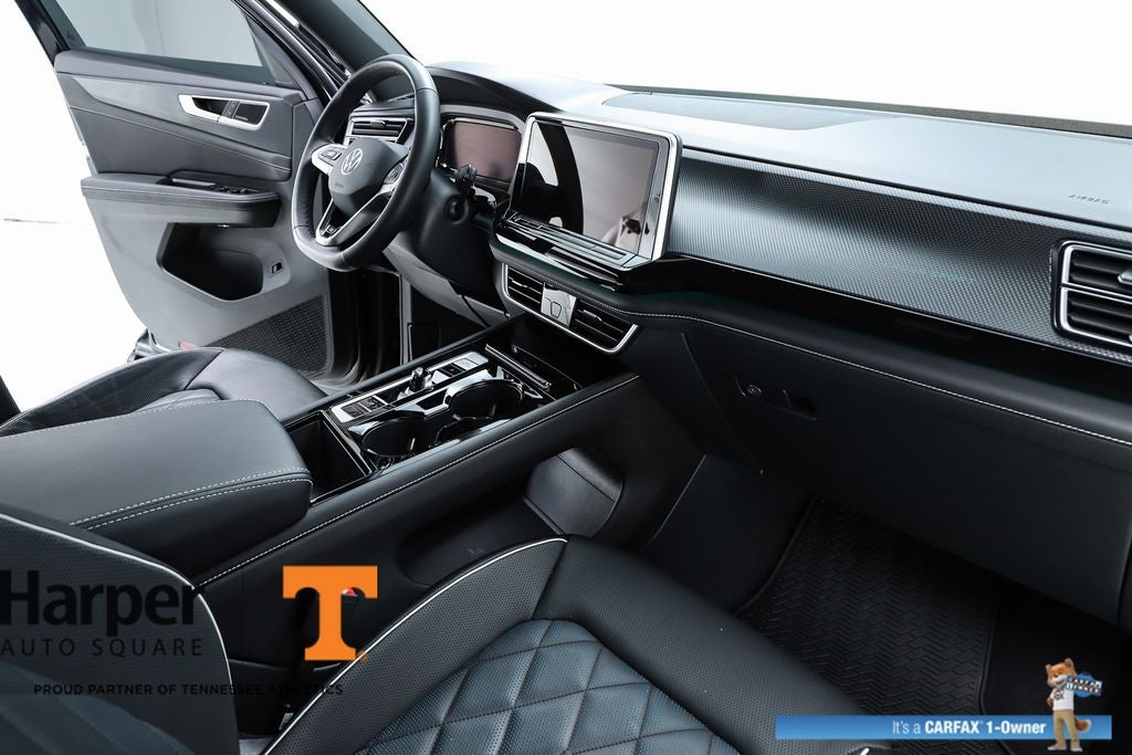 2025 Volkswagen Atlas Cross Sport 2.0T SEL Premium R-Line
