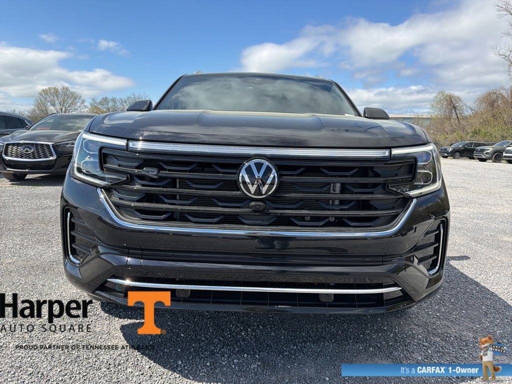 2025 Volkswagen Atlas Cross Sport 2.0T SEL Premium R-Line
