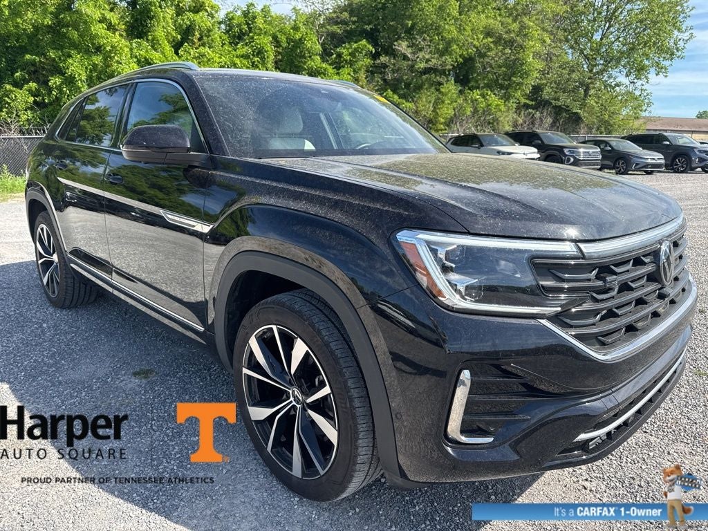2025 Volkswagen Atlas Cross Sport 2.0T SEL Premium R-Line