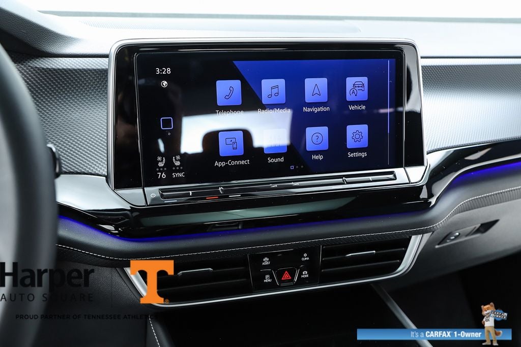 2025 Volkswagen Atlas Cross Sport 2.0T SEL Premium R-Line