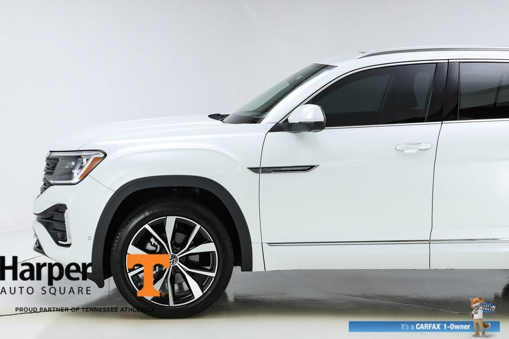2025 Volkswagen Atlas Cross Sport 2.0T SEL Premium R-Line