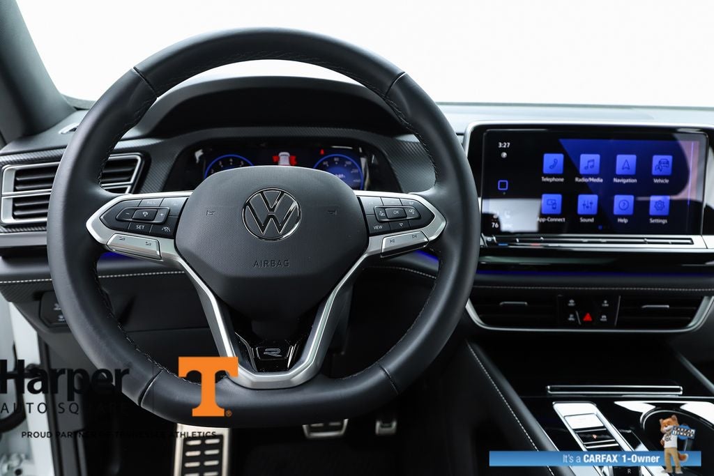 2025 Volkswagen Atlas Cross Sport 2.0T SEL Premium R-Line
