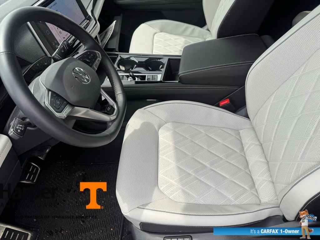 2025 Volkswagen Atlas Cross Sport 2.0T SEL Premium R-Line