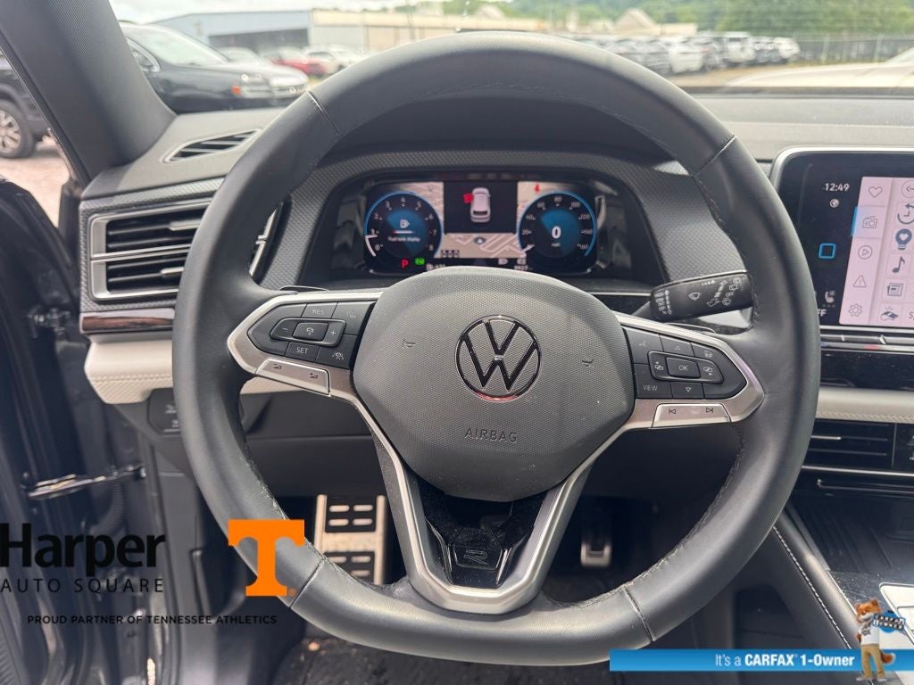 2025 Volkswagen Atlas Cross Sport 2.0T SEL Premium R-Line