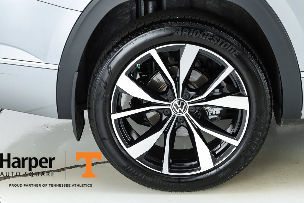 2026 Volkswagen Atlas SEL Premium R-Line