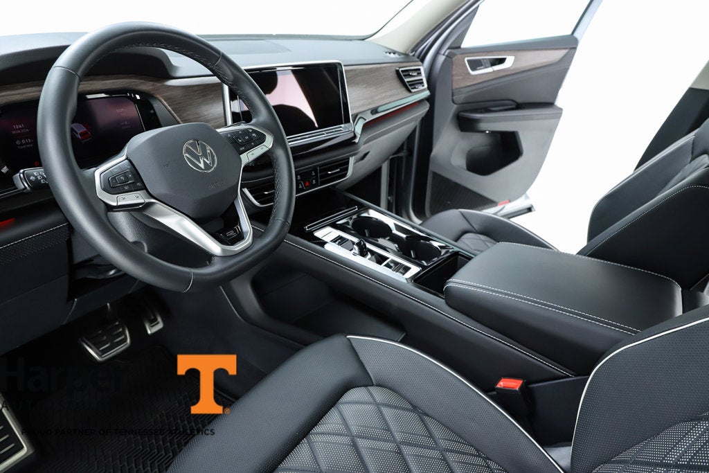 2026 Volkswagen Atlas SEL Premium R-Line