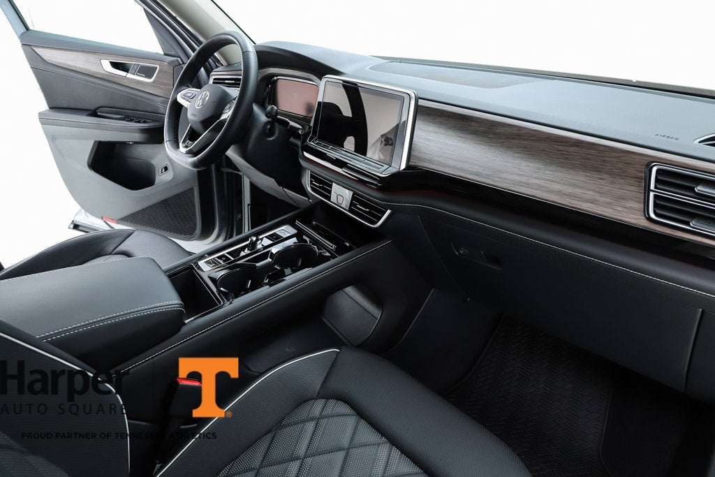 2026 Volkswagen Atlas SEL Premium R-Line