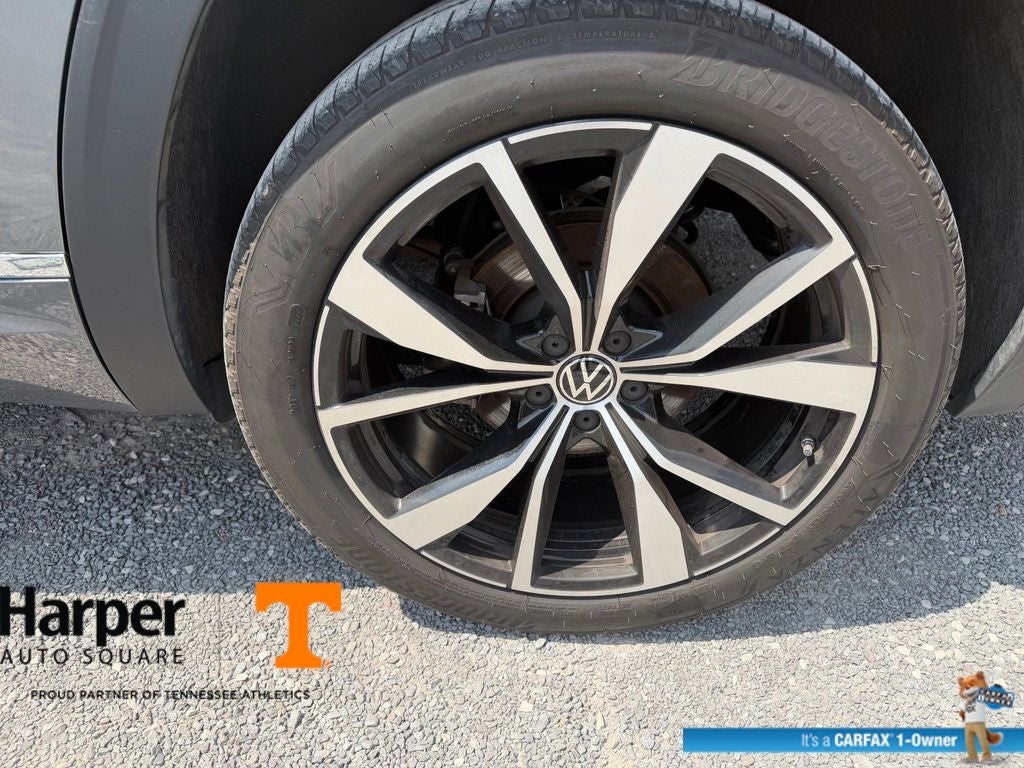 2024 Volkswagen Atlas 2.0T SEL Premium R-Line