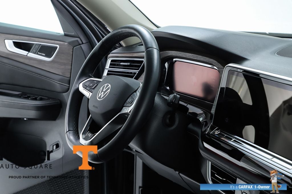 2024 Volkswagen Atlas 2.0T SEL Premium R-Line