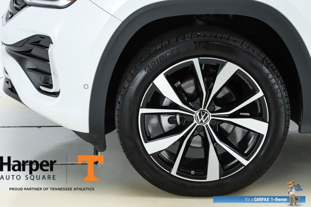 2025 Volkswagen Atlas 2.0T SEL Premium R-Line