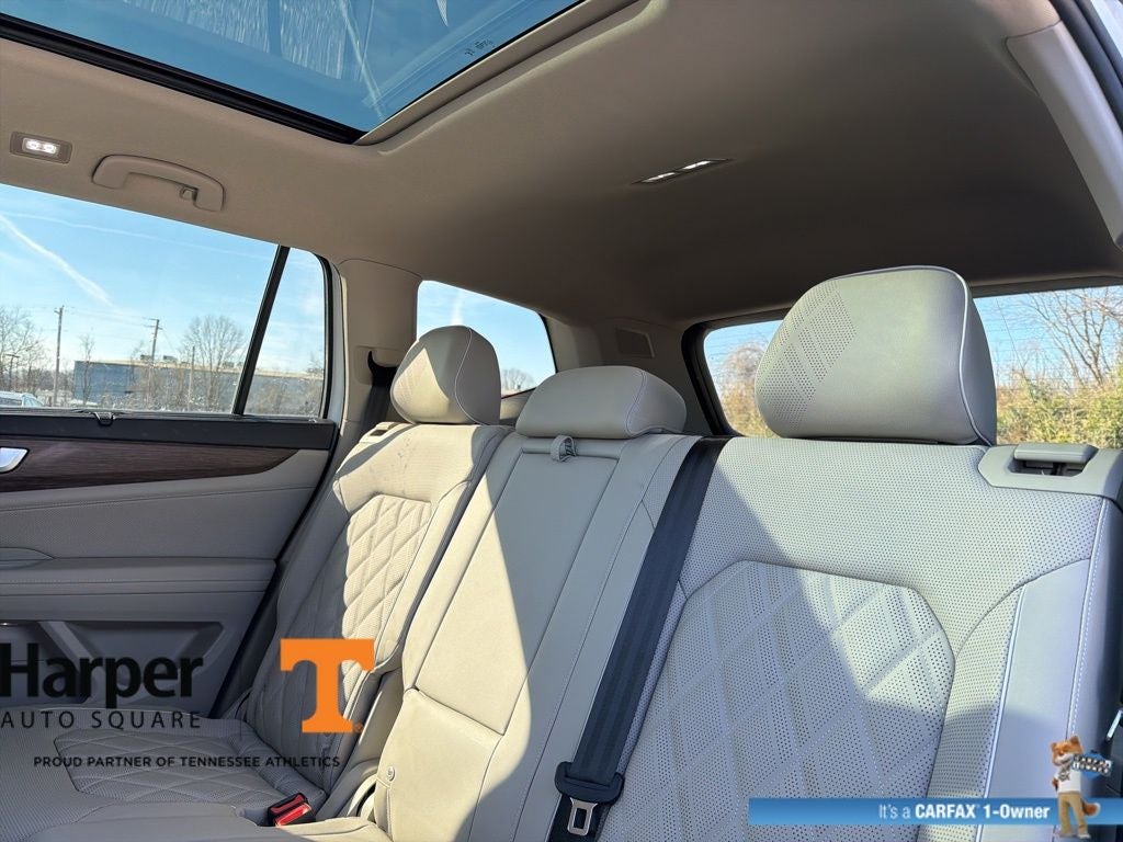 2025 Volkswagen Atlas 2.0T SEL Premium R-Line