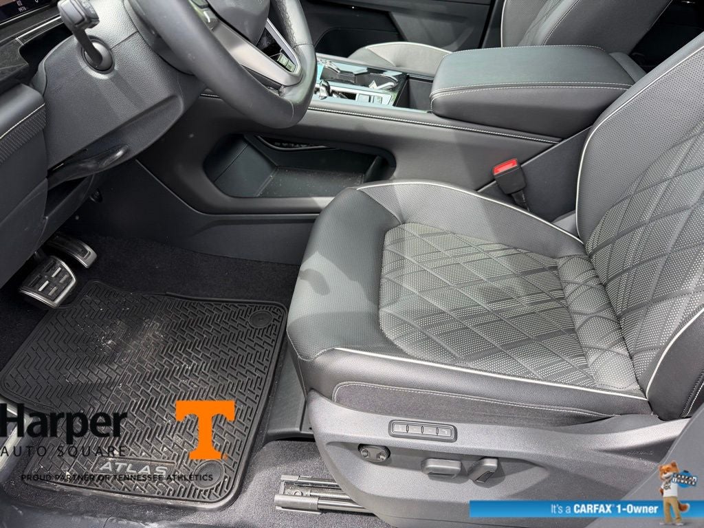 2025 Volkswagen Atlas 2.0T SEL Premium R-Line