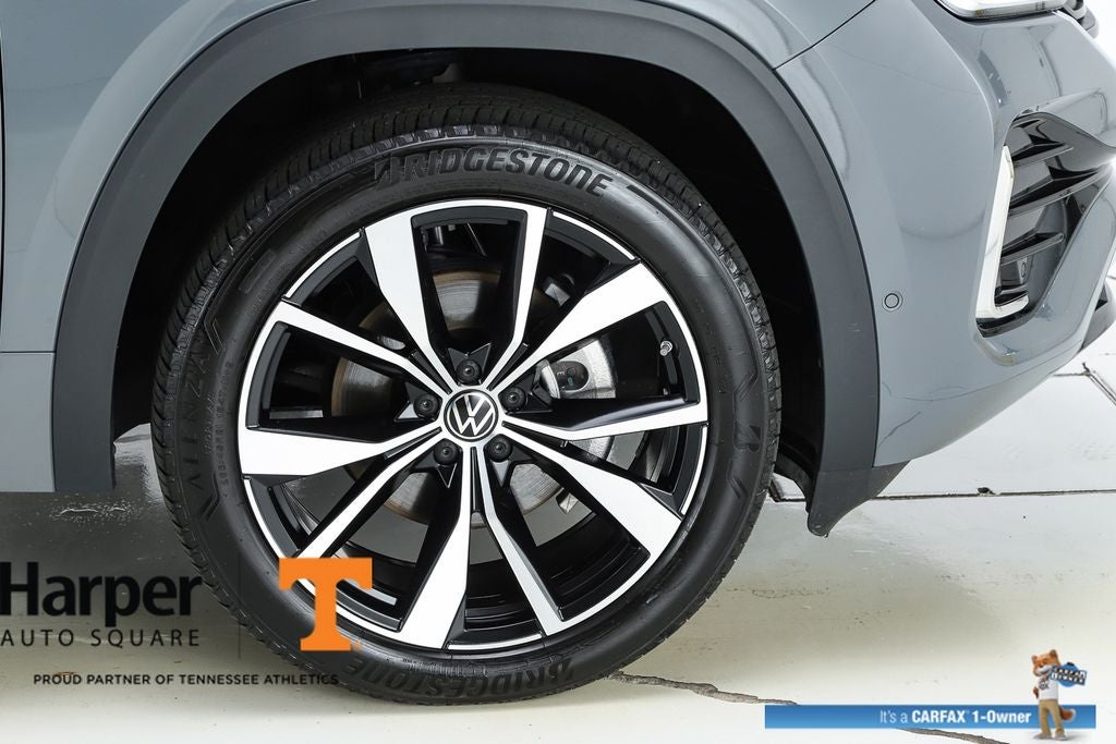 2025 Volkswagen Atlas 2.0T SEL Premium R-Line