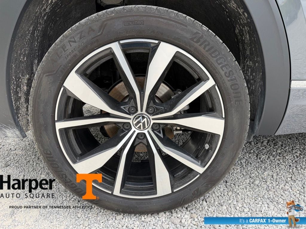 2025 Volkswagen Atlas 2.0T SEL Premium R-Line