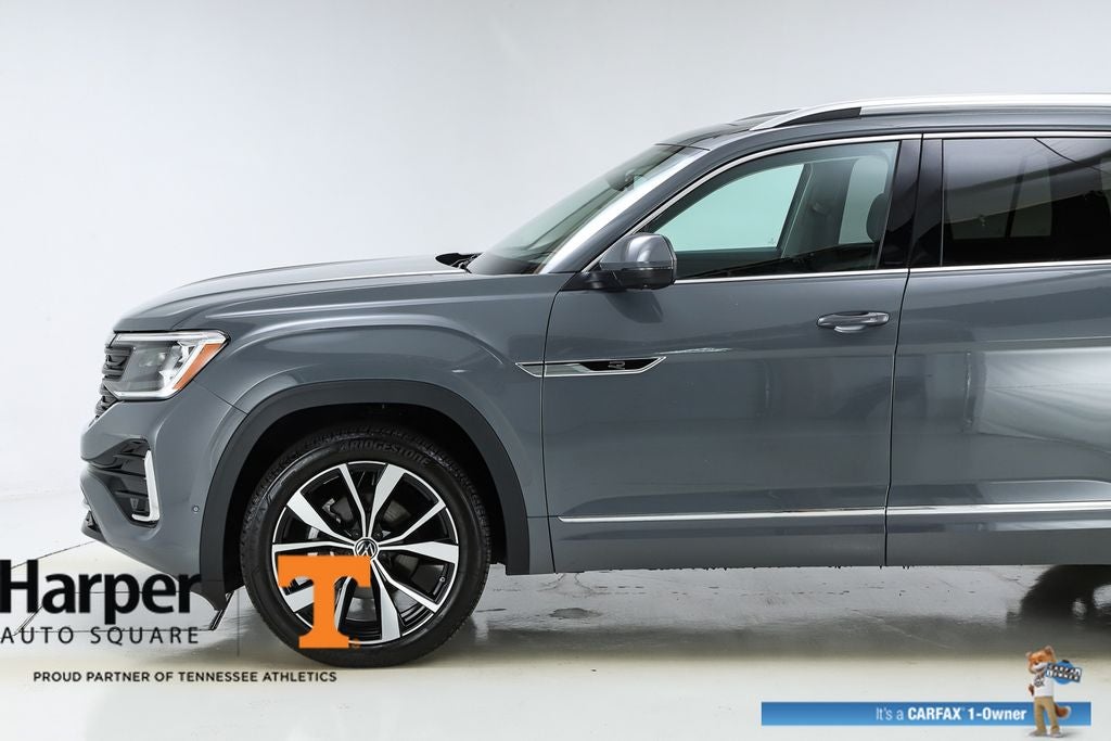 2025 Volkswagen Atlas 2.0T SEL Premium R-Line