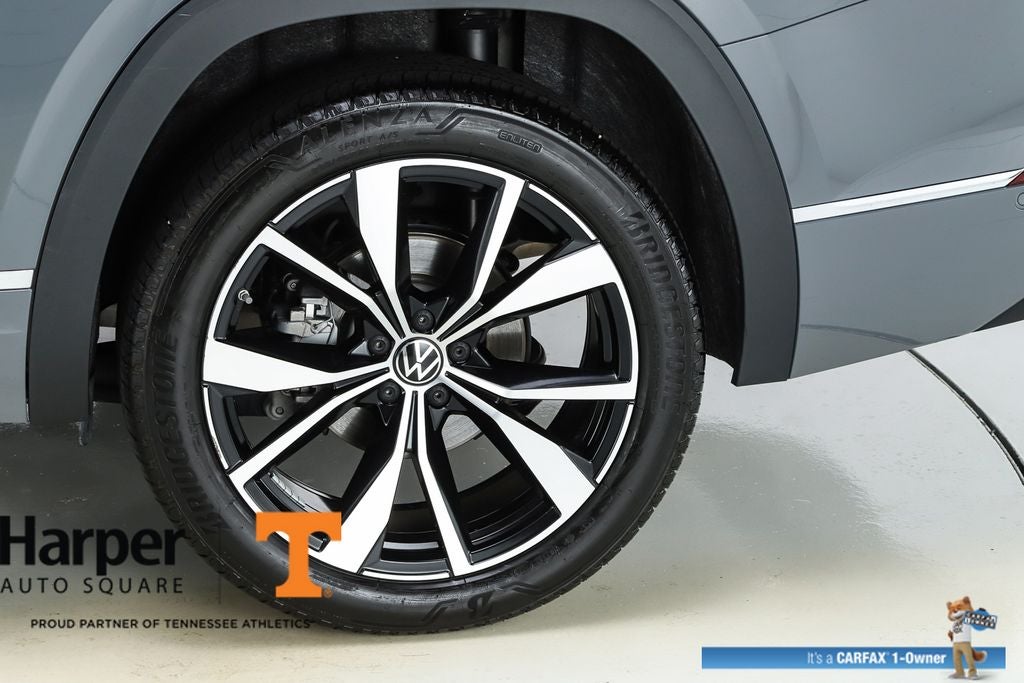 2025 Volkswagen Atlas 2.0T SEL Premium R-Line