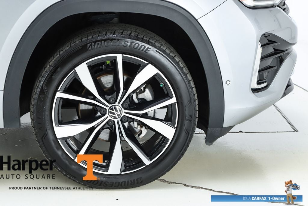 2024 Volkswagen Atlas 2.0T SEL Premium R-Line