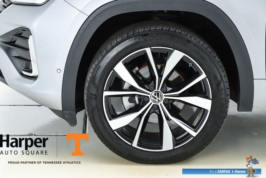 2024 Volkswagen Atlas 2.0T SEL Premium R-Line